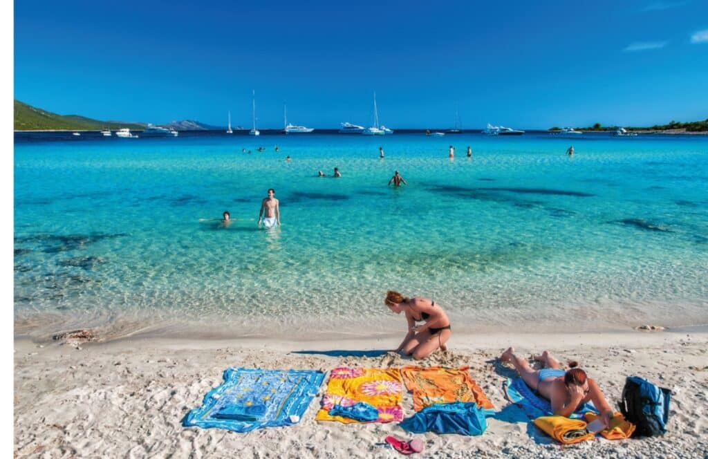 BOAT TOUR TO SAHARUN BEACH FROM ZADAR